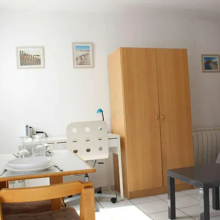 Apartment Appartement La Rochelle, 1 Piece, 3 Personnes - Fr-1-246-568 La Rochelle (Charente-Maritime)