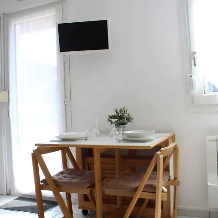 Appartement La Rochelle, 1 Piece, 3 Personnes - Fr-1-246-568 *